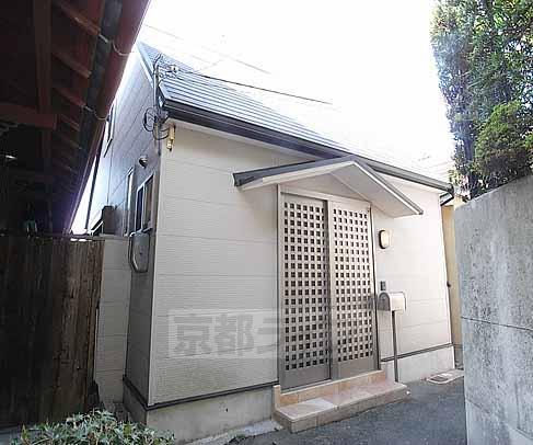 京阪電気鉄道鴨東線 神宮丸太町駅 徒歩30分  築21年(3LDK)
