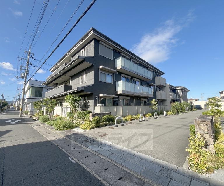 阪急電鉄嵐山線 上桂駅 徒歩7分 3階建 築11年