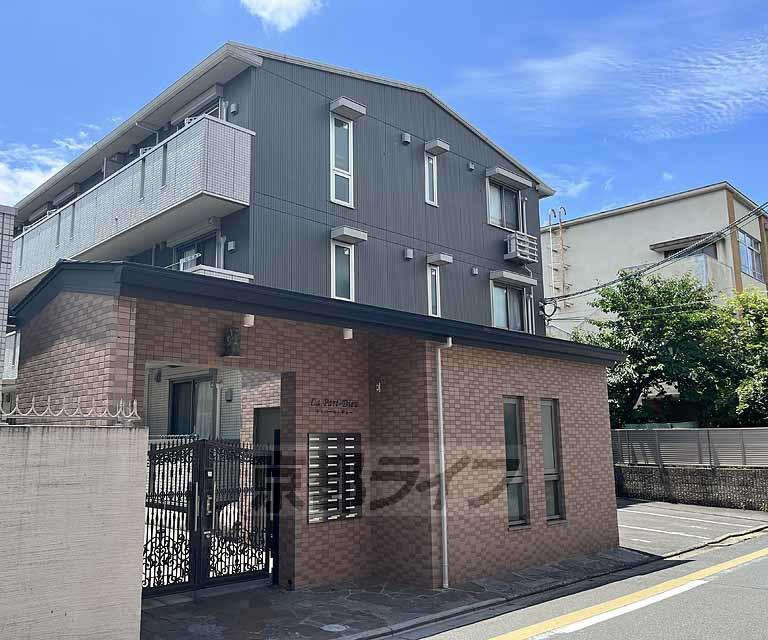 京都市東西線 太秦天神川駅 徒歩13分  築15年