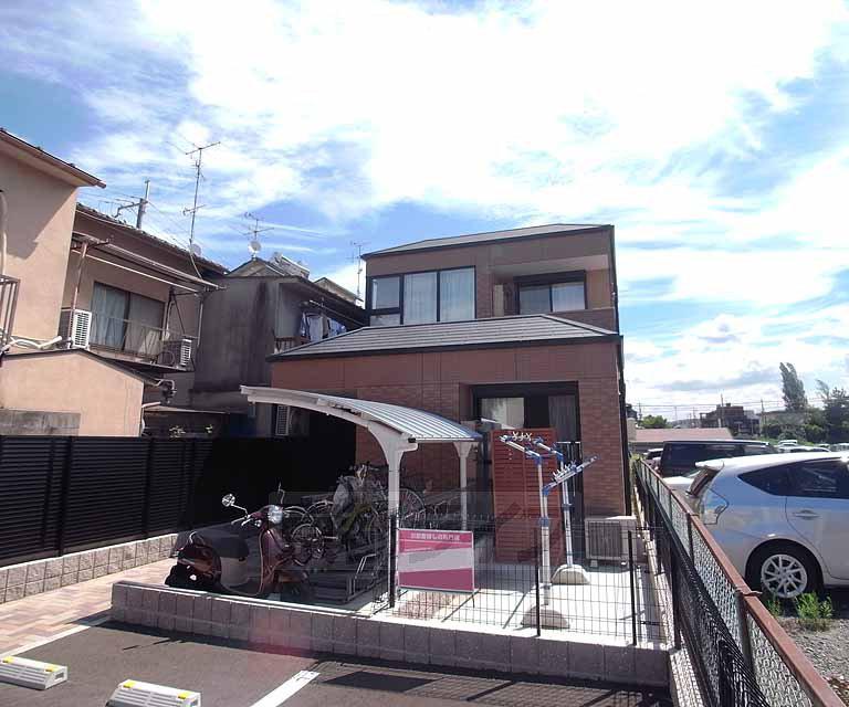 京都市東西線 太秦天神川駅 徒歩4分  築13年