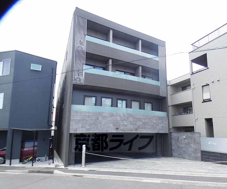 阪急電鉄京都線 西京極駅 徒歩4分 4階建 築6年