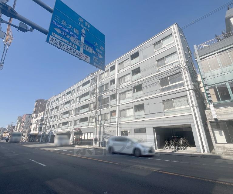 京阪電気鉄道京阪線 三条駅(京都) 徒歩8分  築14年(1LDK/3階)