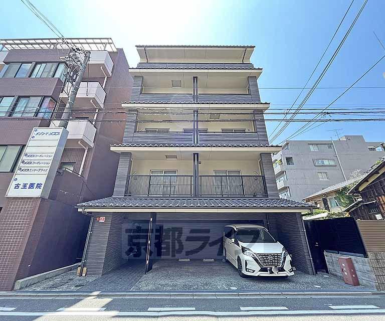 京都市烏丸線 烏丸御池駅 徒歩7分  築13年(3LDK/3階)