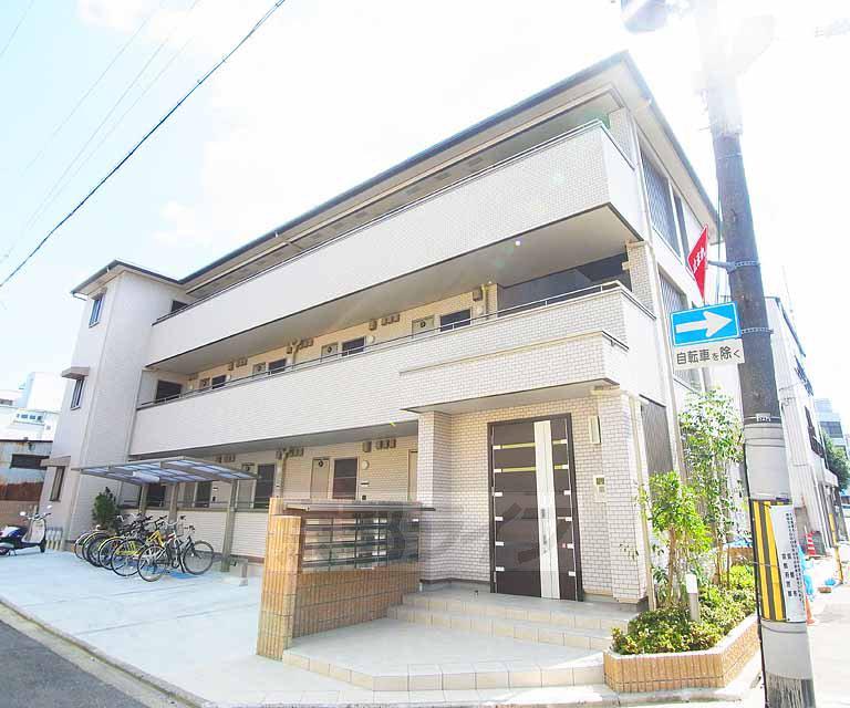 近鉄京都線 東寺駅 徒歩10分  築13年