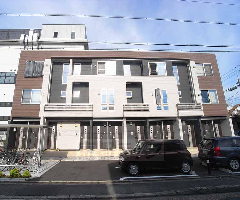京都市烏丸線 十条駅(京都市営) 徒歩3分  築12年(2K/1階)