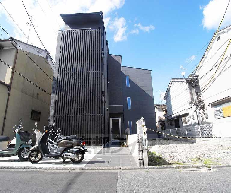近鉄京都線 東寺駅 徒歩5分  築12年(1DK/2階)