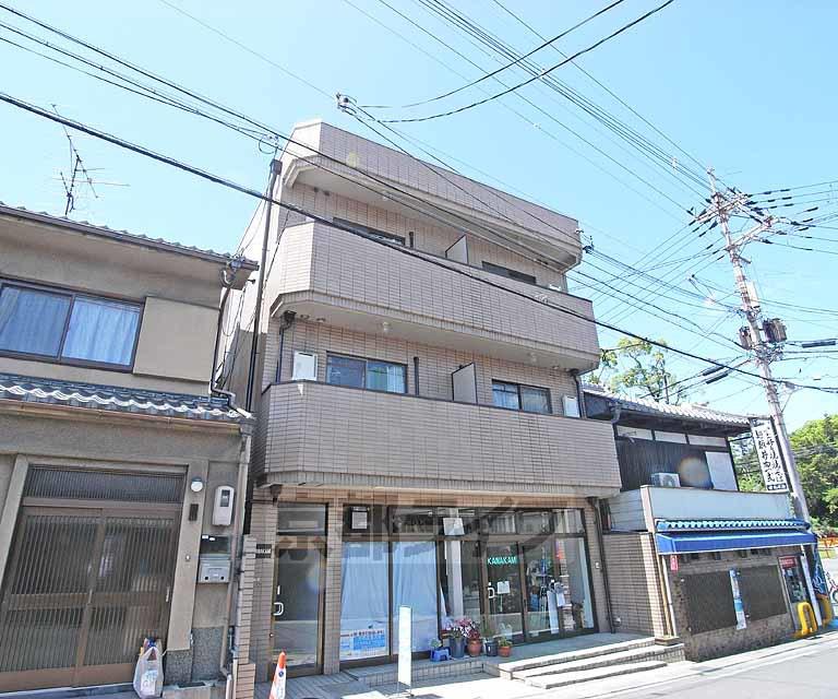 川上マンション