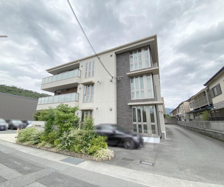 京都市烏丸線 松ケ崎駅(京都) 徒歩1分 3階建 築10年