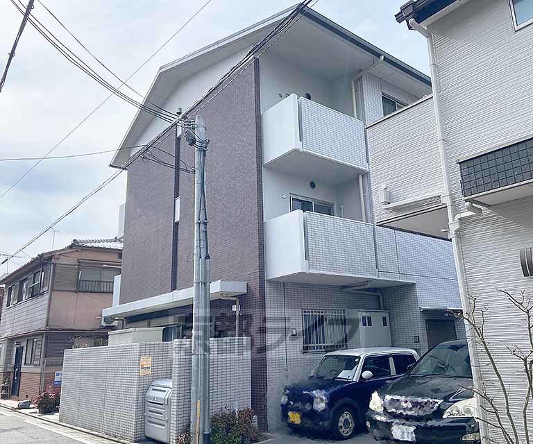 京阪電気鉄道鴨東線 神宮丸太町駅 徒歩13分  築8年