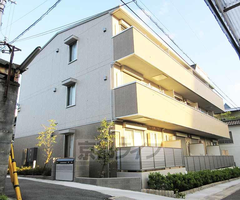 東海道本線 山科駅 徒歩2分 3階建 築10年