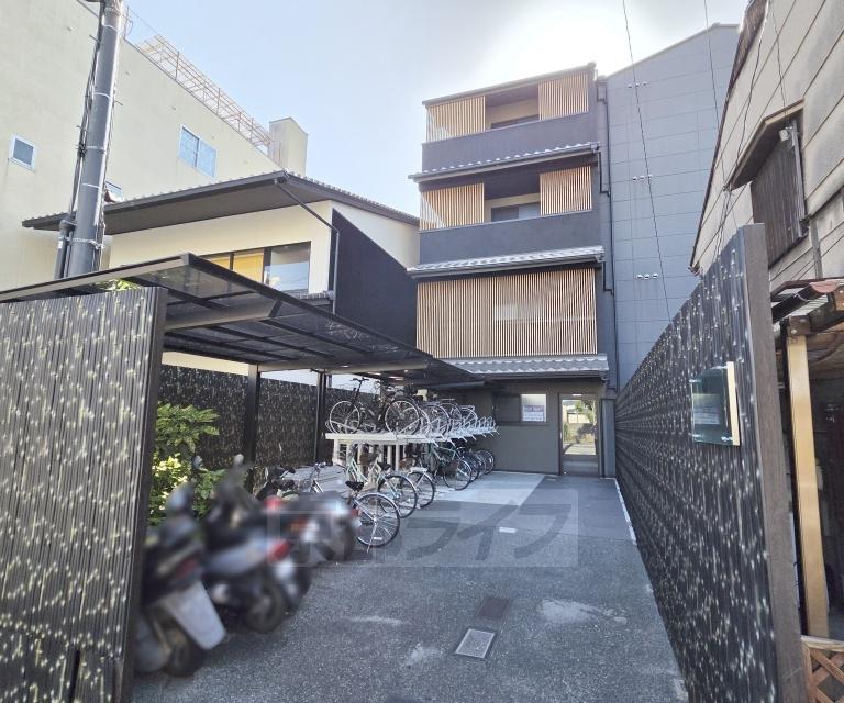 山陰本線 円町駅 徒歩3分 4階建 築8年