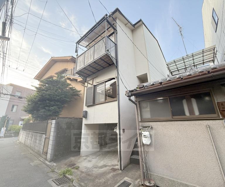 京都市烏丸線 くいな橋駅 徒歩6分  築38年(4DK)