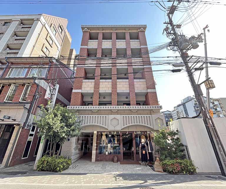 京都市烏丸線 烏丸御池駅 徒歩4分  築11年
