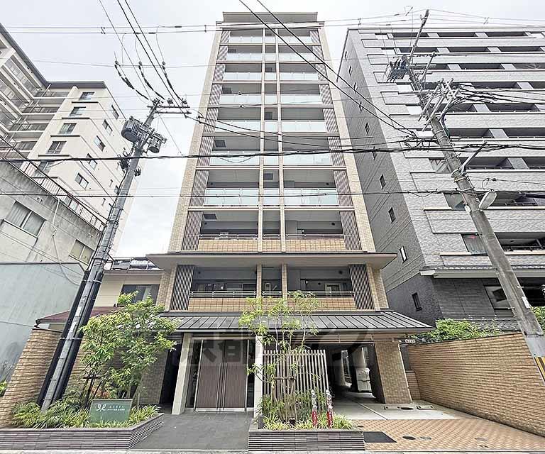 京都市烏丸線 烏丸御池駅 徒歩4分  築9年