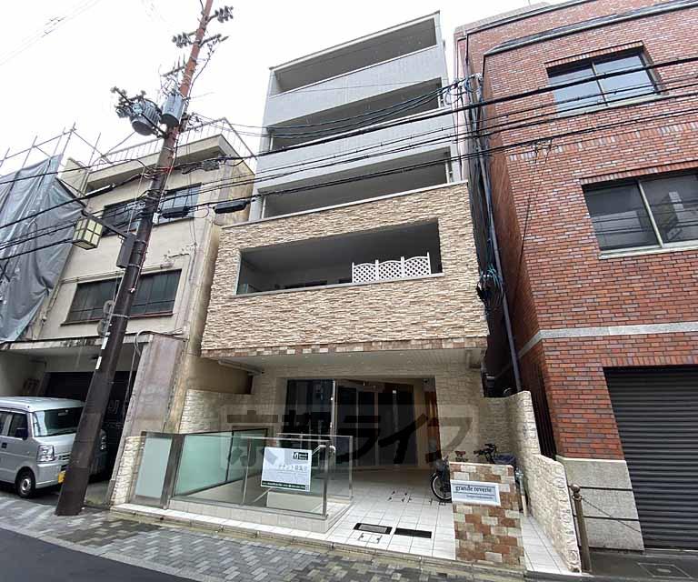 京都市東西線 京都市役所前駅 徒歩5分  築7年(1K/2階)