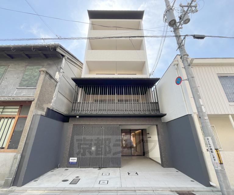 京都市烏丸線 五条駅(京都市営) 徒歩8分  築6年(1K/4階)