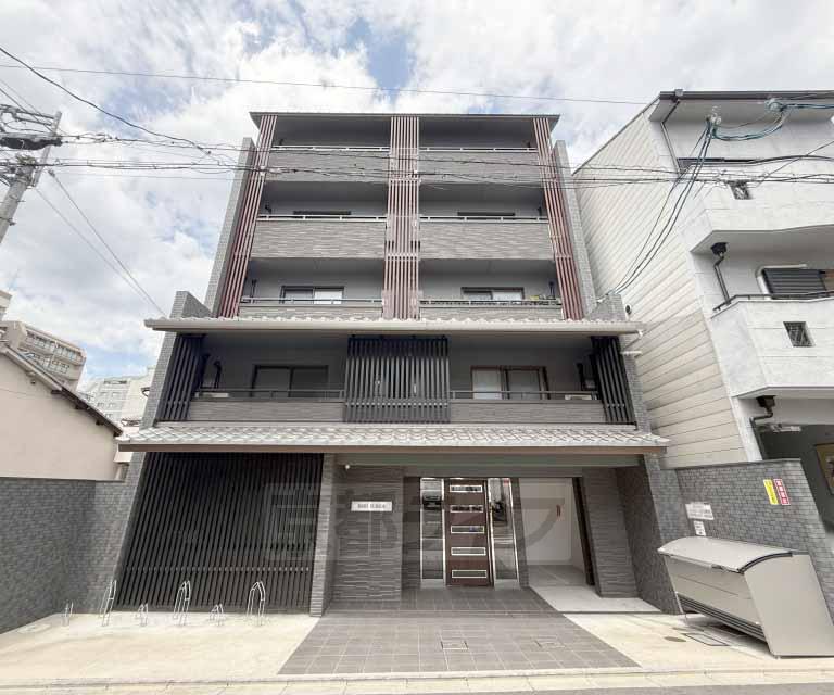 京都市烏丸線 五条駅(京都市営) 徒歩6分  築5年(1LDK/3階)
