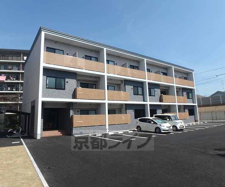 奈良線 新田駅(京都) 徒歩8分  築8年(2LDK/2階)