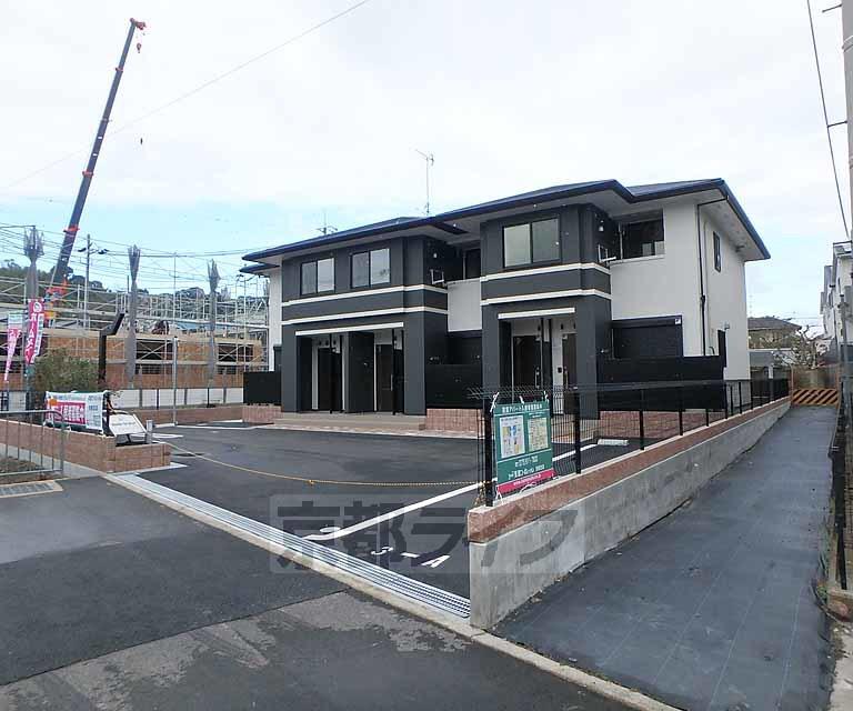 阪急電鉄嵐山線 上桂駅 徒歩13分  築10年(1LDK/1階)