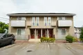 富山県富山市岩瀬白山町の建物
