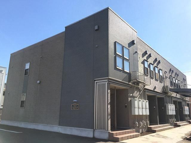 富山地鉄富山市内線 小泉町駅(富山) 徒歩10分  築15年