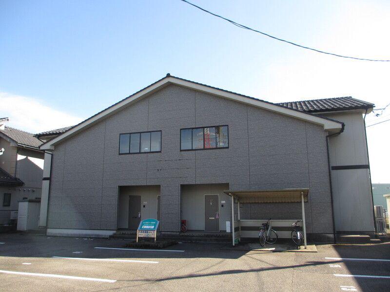 あいの風とやま鉄道 福岡駅(富山) 徒歩20分  築25年(2LDK/1階)