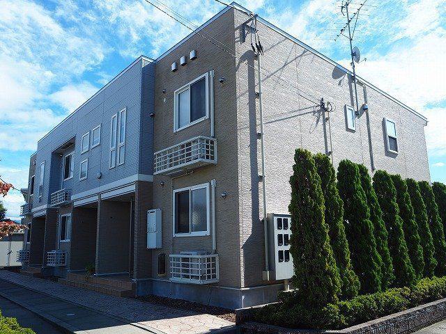 富山地鉄不二越上滝 上堀駅 徒歩6分 2階建 築16年