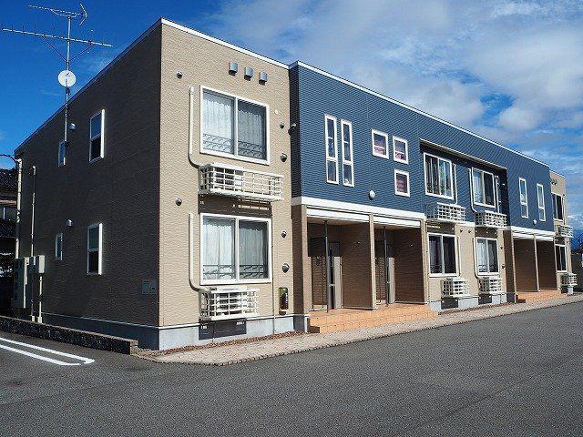 富山地鉄不二越上滝 上堀駅 徒歩6分 2階建 築16年