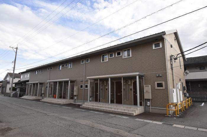 富山地鉄富山港線 越中中島駅 徒歩9分 2階建 築13年