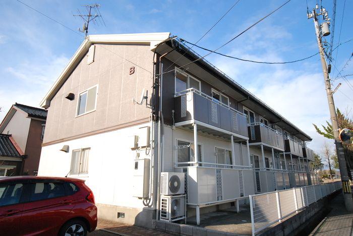 富山地鉄富山港線 城川原駅 徒歩6分  築32年