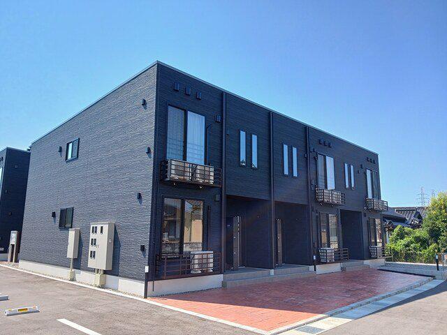 あいの風とやま鉄道 呉羽駅 徒歩18分  築2年