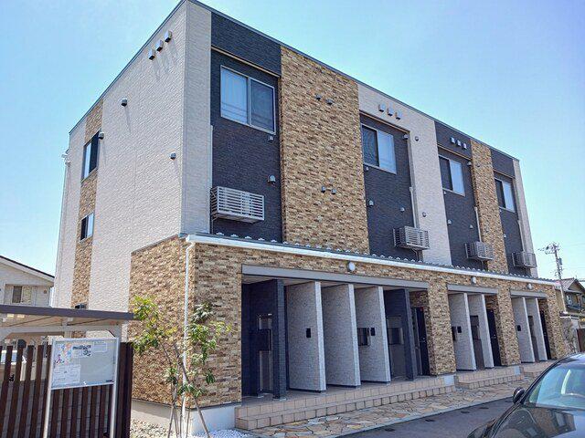 富山地鉄富山市内線 堀川小泉駅 徒歩5分 3階建 築4年