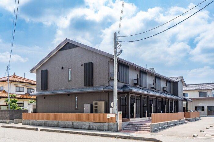 富山地鉄富山市内線 西中野駅 徒歩19分 2階建 築4年