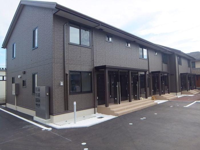 富山地鉄不二越上滝 南富山駅 徒歩11分  築8年(1LDK/2階)