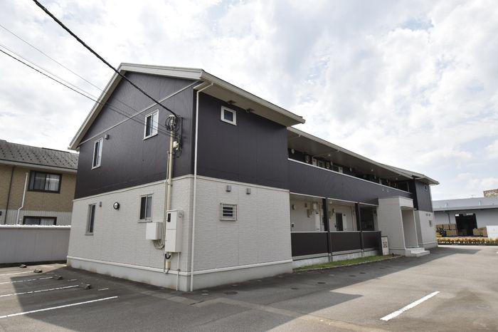 富山地鉄不二越上滝 上堀駅 徒歩32分  築17年