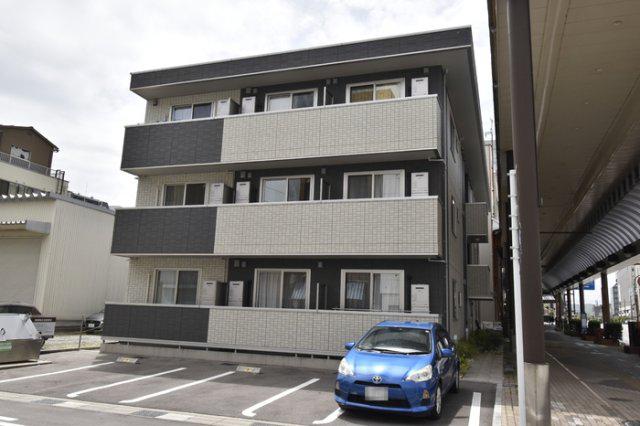 富山地鉄富山市内線 西町駅 徒歩2分  築6年