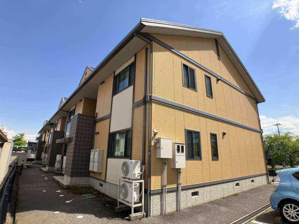 城端線 砺波駅 徒歩12分  築25年