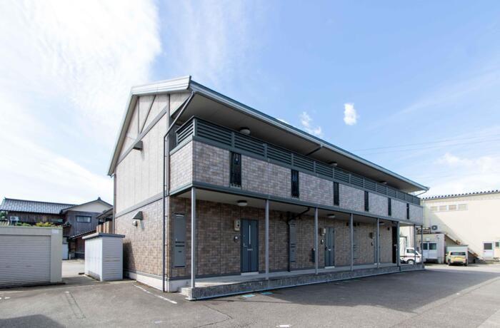 城端線 砺波駅 徒歩12分  築21年