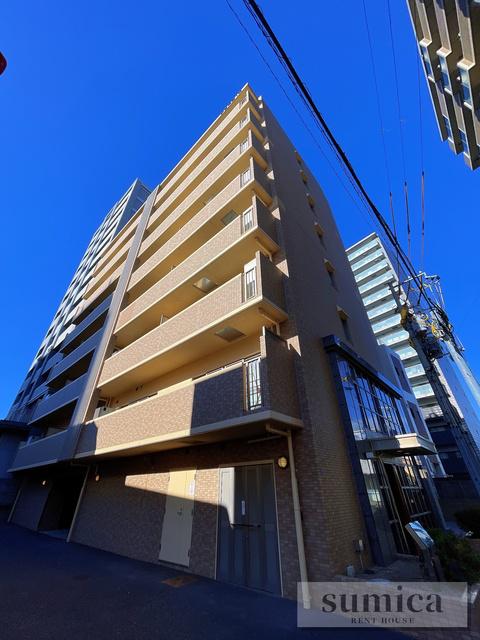 アムール・M