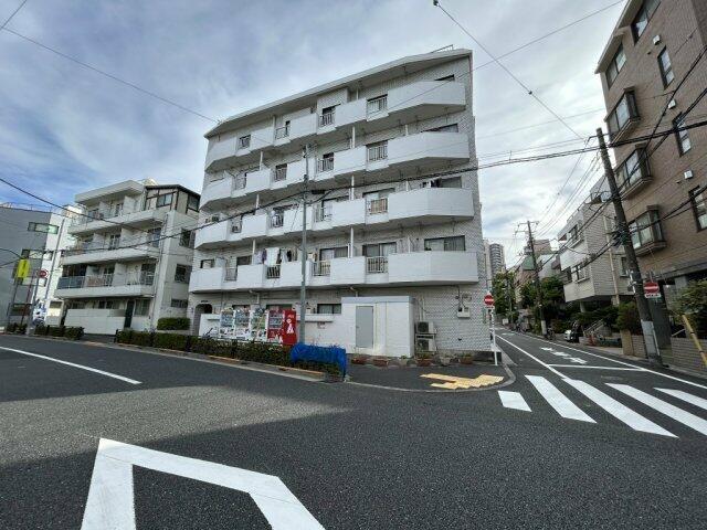 シャンボール小石川