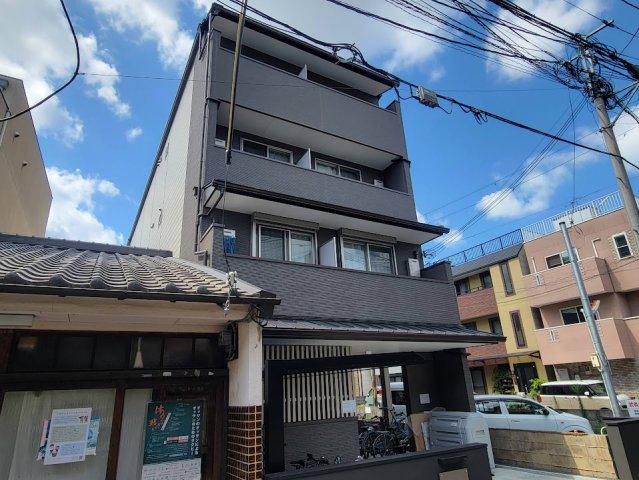 GLADVIS御所西
