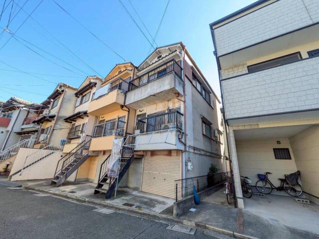 京阪電気鉄道京阪線 萱島駅 徒歩10分 3階建 築40年
