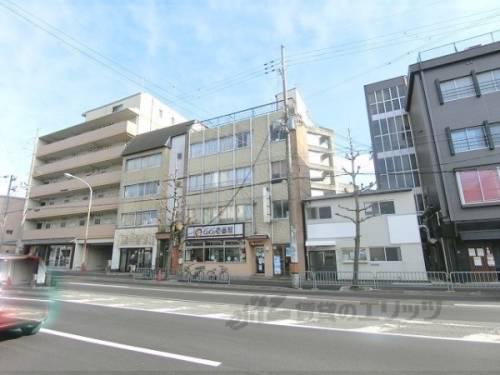 山内ビル