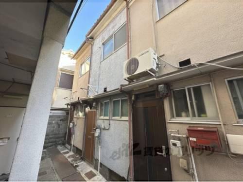 京阪電気鉄道京阪線 中書島駅 徒歩3分  築52年(3K)