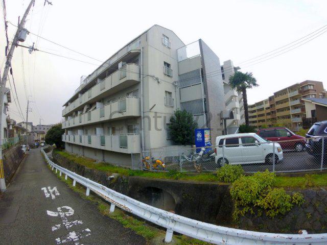 カーサビーハマザキ