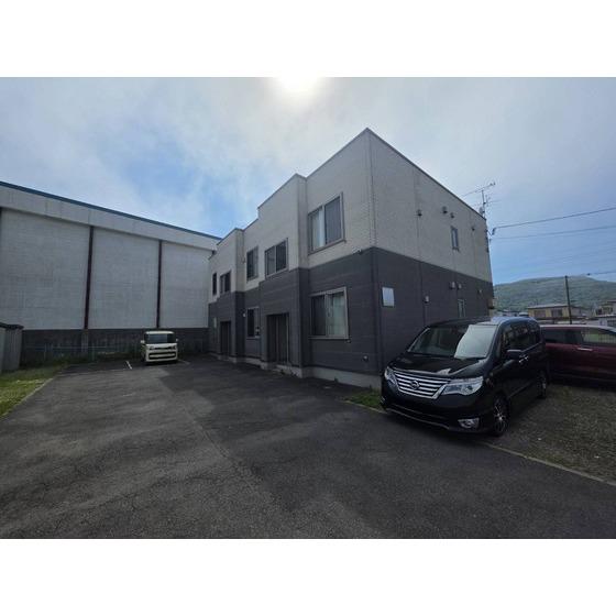 グランラヴィーヌ栄町
