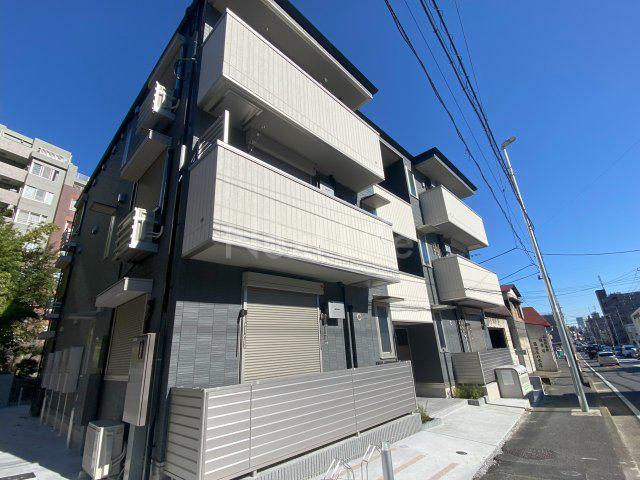 ディー パイナ 小机町