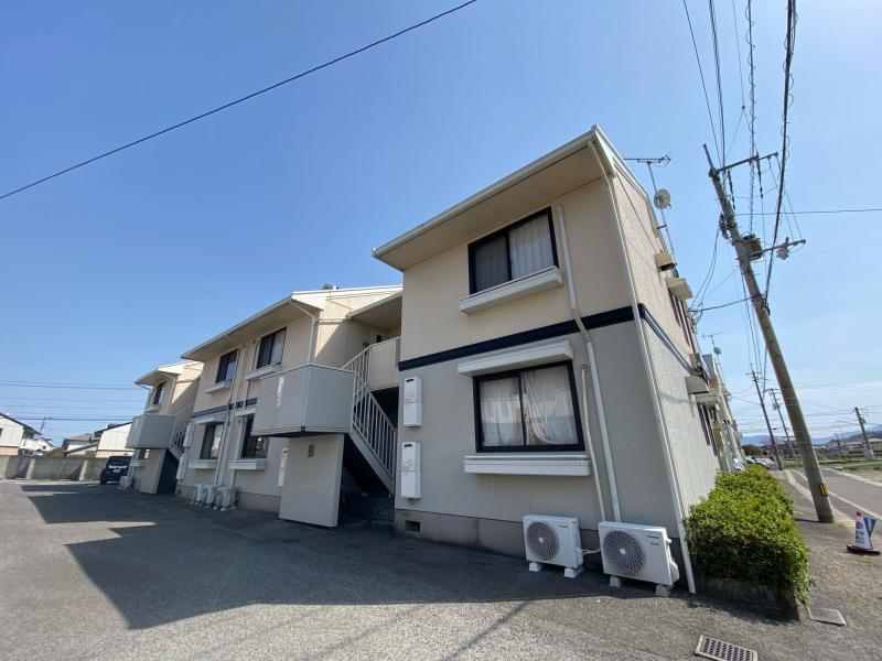 ドミール円座A・B