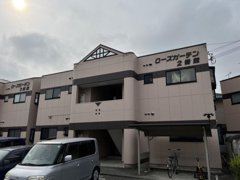 ローズガーデン 2番館