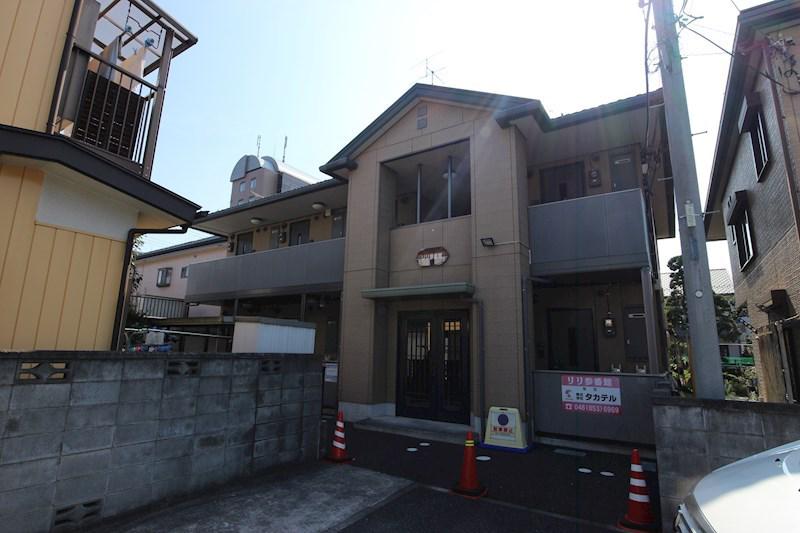 リリ参番館